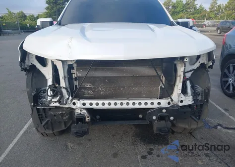 2020 Chevrolet Silverado 1500 4Wd Short Bed High Country z USA, uszkodzony, nr VIN 1GCUYHEL1LZ132101